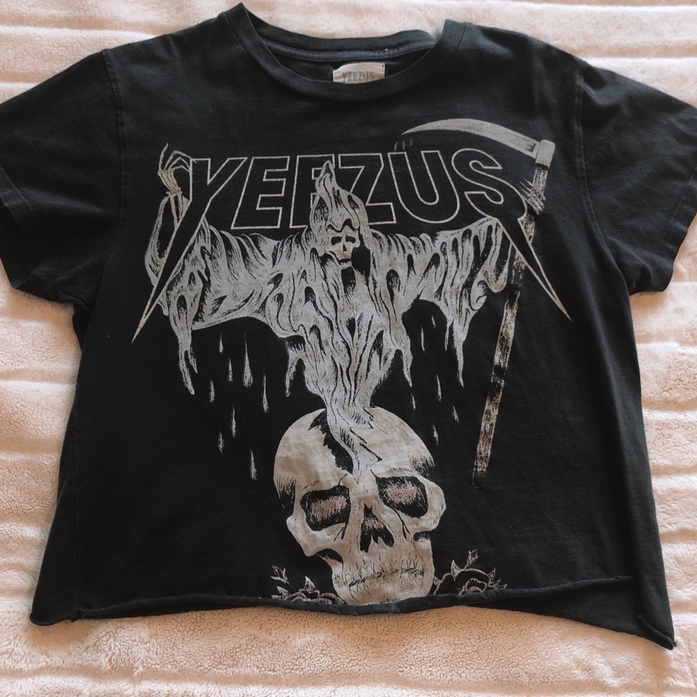 Authentic Yeezus Tour Gray Short Sleeve Graphic Tee
